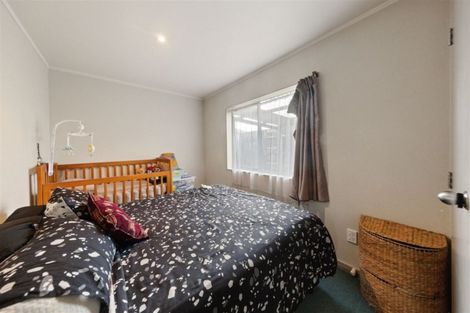 Photo of property in 39 Robert Skelton Place, Clendon Park, Auckland, 2103