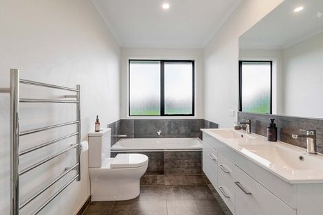 Photo of property in 7 Belt Lane, Papamoa, 3118