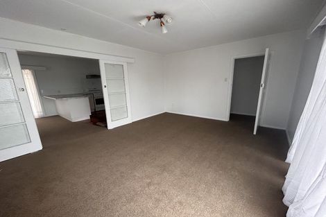 Photo of property in 17 Sinclair Avenue, Highbury, Palmerston North, 4412