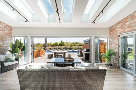 Photo of property in 9 Paterson Lane, Kelvin Grove, Palmerston North, 4470