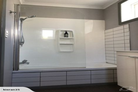 Photo of property in 32 Atkinson Street, South Dunedin, Dunedin, 9012