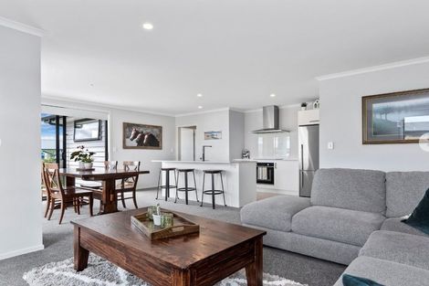 Photo of property in 1 Unicorn Lane, Papamoa, 3118