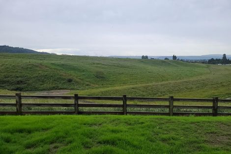 Photo of property in 21 Pukatea Crescent, Owhata, Rotorua, 3010