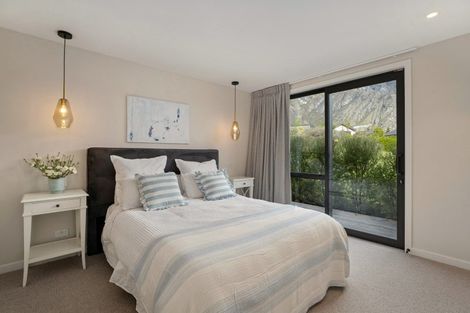 Photo of property in 4 Mckellar Drive, Jacks Point, Queenstown, 9371