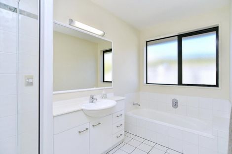 Photo of property in 39 Mauger Drive, Heathcote Valley, Christchurch, 8022