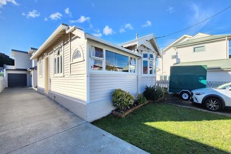 Photo of property in 25 Caledonia Street, Miramar, Wellington, 6022