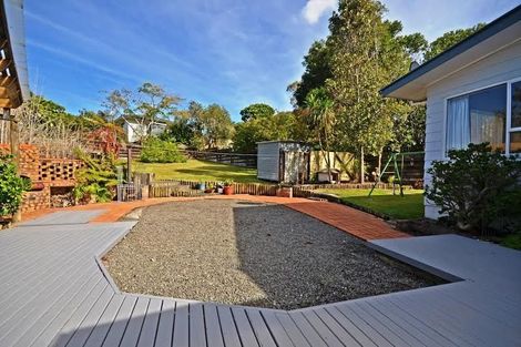 Photo of property in 9 Triangle Road, Massey, Auckland, 0614