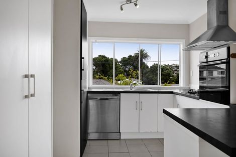 Photo of property in 64 Ngamotu Road, Spotswood, New Plymouth, 4310