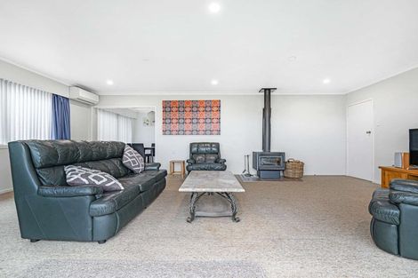 Photo of property in 45 Mountain Road, Western Heights, Rotorua, 3015
