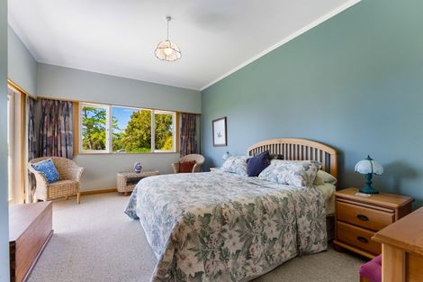 Photo of property in 18 Cliff Road, Tasman, Upper Moutere, 7173