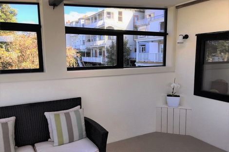 Photo of property in 227 The Terrace, Wellington Central, Wellington, 6011