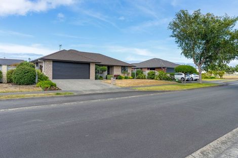 Photo of property in 81 Awatea Avenue, Paraparaumu, 5032
