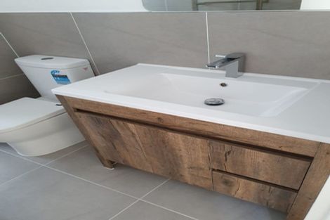 Photo of property in 41 Koroheke Road, Takanini, 2110