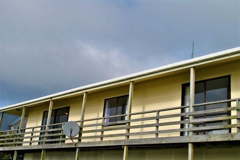 Photo of property in 15 Tikati View, Titahi Bay, Porirua, 5022