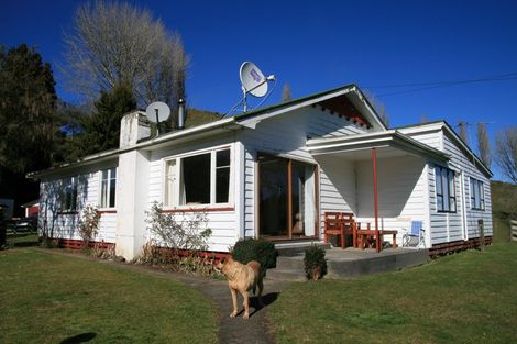 Photo of property in 6822 Ohura Road, Kohuratahi, Stratford, 4396