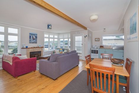 Photo of property in 13 Rangitane Street, Himatangi Beach, Foxton, 4891