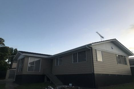 Photo of property in 7 Caringbah Drive, Papatoetoe, Auckland, 2025