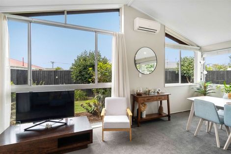 Photo of property in 9b Westmorland Place, Bishopdale, Christchurch, 8053