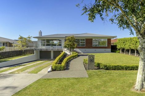 Photo of property in 14 Ngahere Street, Otumoetai, Tauranga, 3110