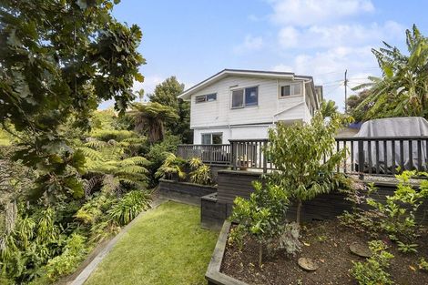 Photo of property in 2/88 Arran Road, Browns Bay, Auckland, 0630