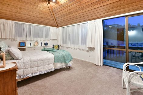 Photo of property in 56a Swann Beach Road, Stanmore Bay, Whangaparaoa, 0932