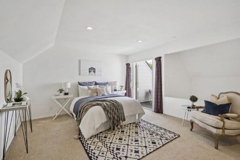 Photo of property in 60 Hackett Street, Saint Marys Bay, Auckland, 1011