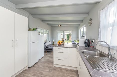 Photo of property in 290 Heads Road, Gonville, Whanganui, 4501