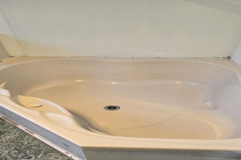 Photo of property in 97 Panorama Road, Mount Wellington, Auckland, 1060