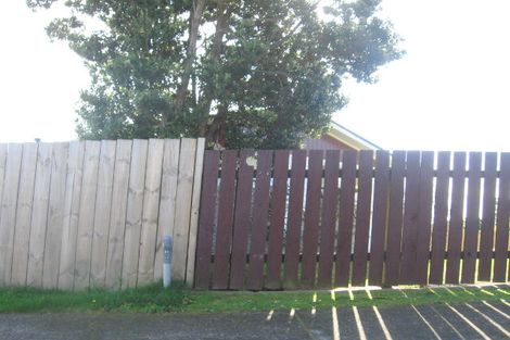Photo of property in 2 Ash Grove, Ranui, Porirua, 5024