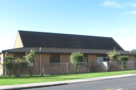 Photo of property in 9/56 Larnoch Road, Henderson, Auckland, 0610