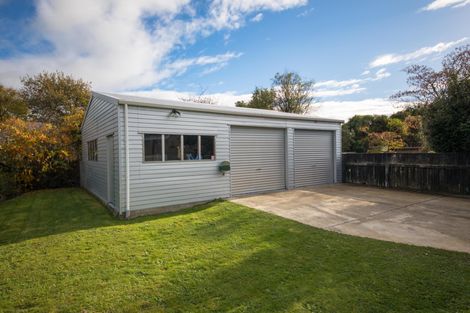 Photo of property in 22 Richmond Avenue, Takaro, Palmerston North, 4410