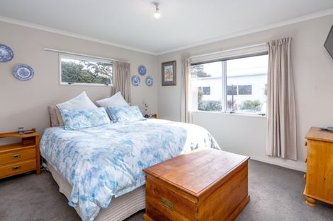 Photo of property in 2 Sam Meads Way, Greytown, 5712