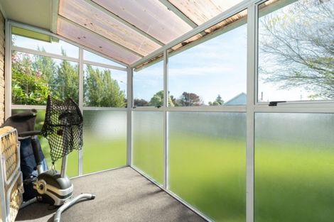 Photo of property in 37 Steele Street, Hornby, Christchurch, 8042