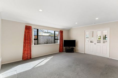 Photo of property in 12 Massey Street, Elderslea, Upper Hutt, 5018