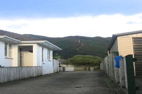 Photo of property in 6a Atiawa Crescent, Waiwhetu, Lower Hutt, 5010