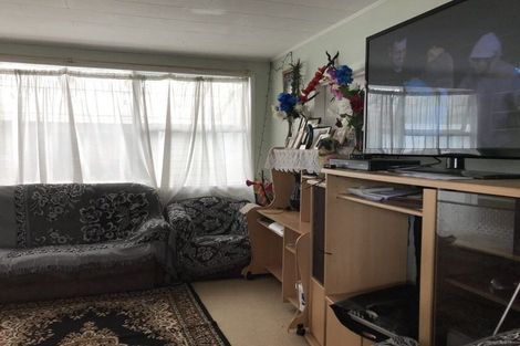 Photo of property in 53 Favona Road, Favona, Auckland, 2024