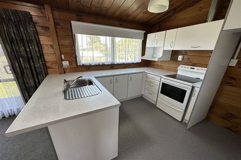 Photo of property in 22 Waianiwa Place, Tokoroa, 3420