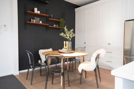 Photo of property in 56 Derwent Street, Island Bay, Wellington, 6023