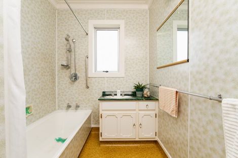 Photo of property in 18 Torquay Street, Abbotsford, Dunedin, 9018