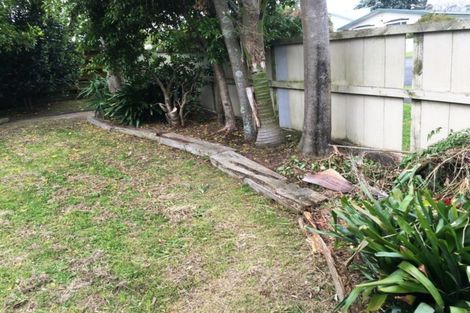 Photo of property in 98 Resolution Road, Welcome Bay, Tauranga, 3112