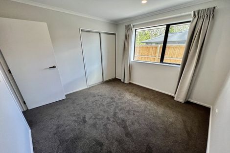 Photo of property in 16 Sarabande Avenue, Redwood, Christchurch, 8051
