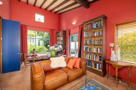 Photo of property in 185a Hackthorne Road, Cashmere, Christchurch, 8022