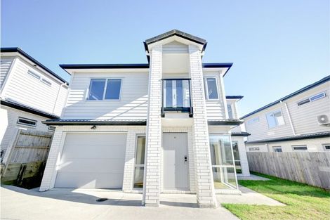 Photo of property in 69b Great South Road, Manurewa, Auckland, 2102