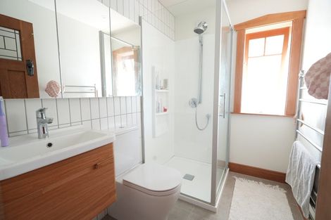 Photo of property in 6 Kent Street, Riverhead, 0820