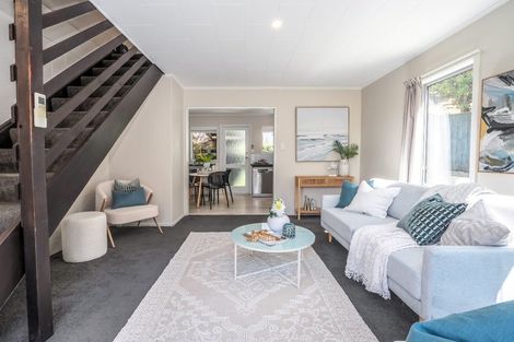 Photo of property in 85a Mulberry Street, Normandale, Lower Hutt, 5010