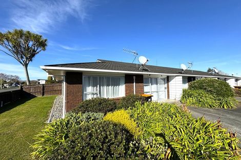 Photo of property in 20 Stewart Crescent, Hokowhitu, Palmerston North, 4410