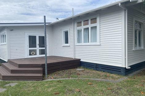 Photo of property in 121 Vigor Brown Street, Napier South, Napier, 4110