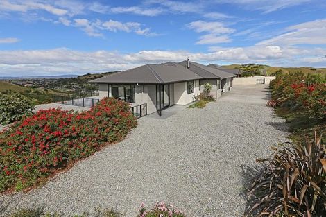 Photo of property in 264 Puketapu Road, Taradale, Napier, 4183