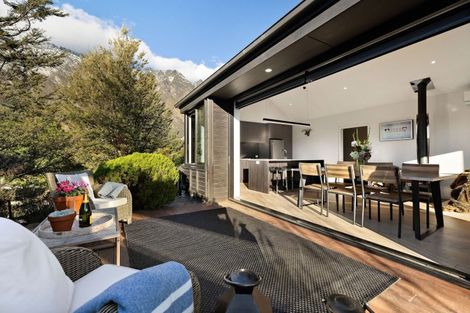 Photo of property in 1 Parera Lane, Jacks Point, Queenstown, 9371