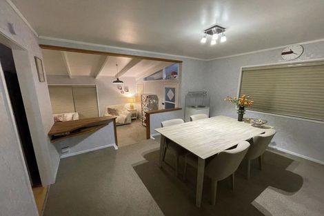 Photo of property in 108 Kemp Road, Massey, Auckland, 0614